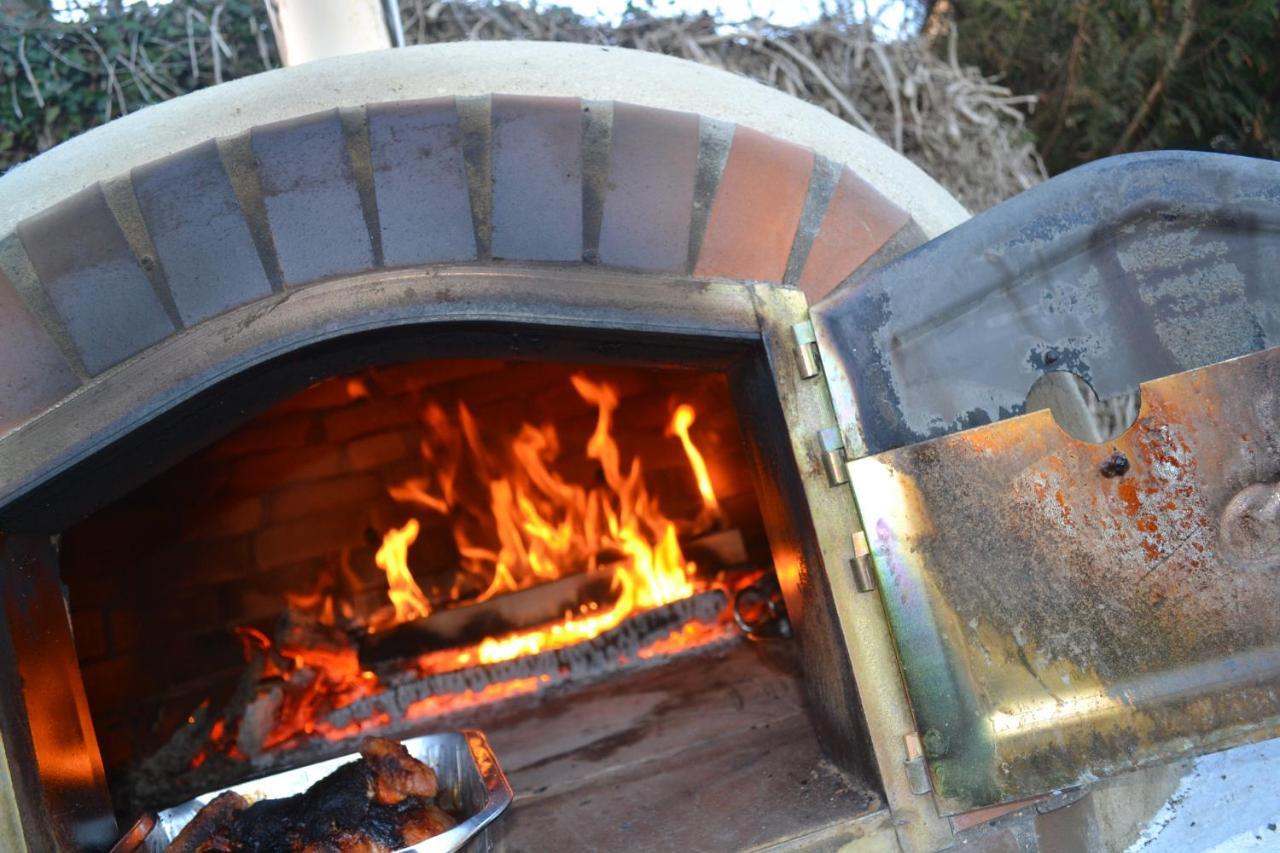 East Thorne Glamping Vila Bude Exterior foto